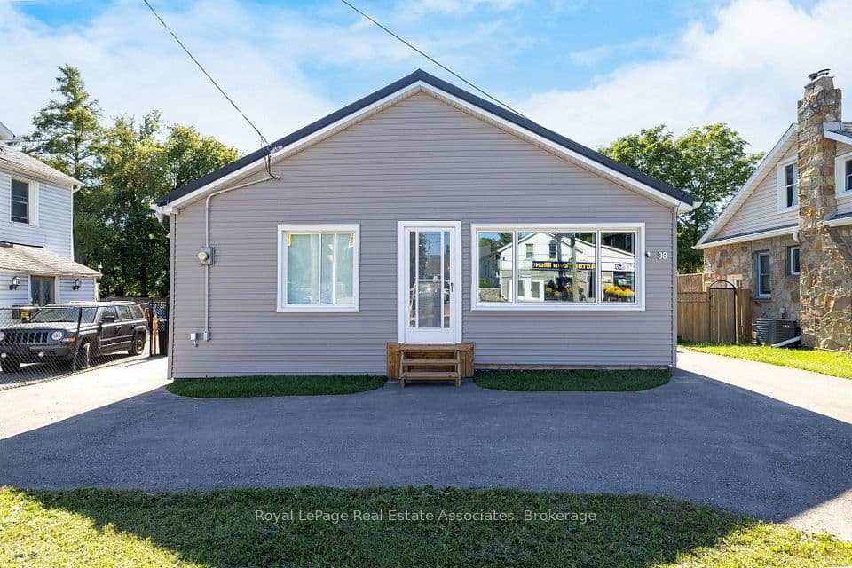 98 Main Street N, Halton Hills, ON L7J 1W2 – main photo