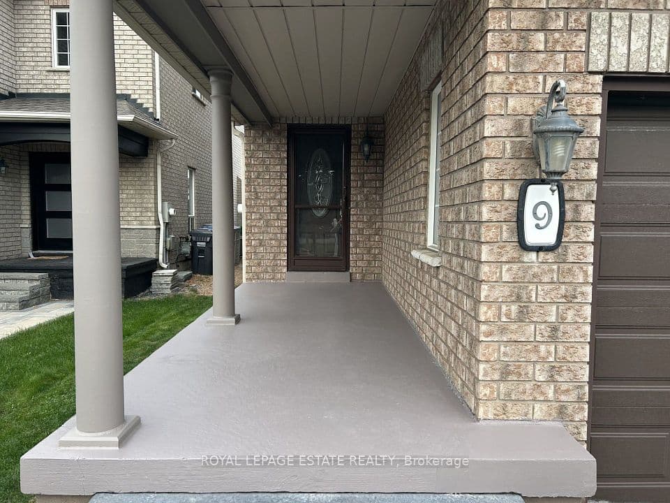 9 Brookstone Court, Caledon, ON L7C 1C7 – photo 2