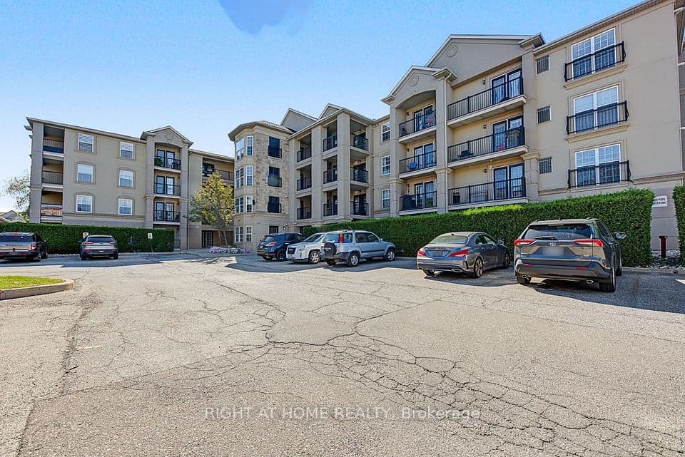 1487 Maple Avenue 401, Milton, ON L6T 0B7 – main photo