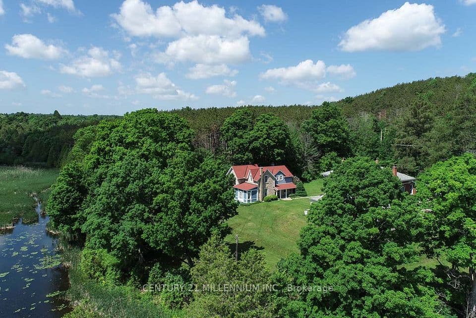 1380 Queen Street W, Caledon, ON L7K 0C3 – main photo