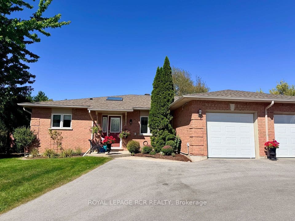 28 Reddington Drive 1, Caledon, ON L7E 0E4 – main photo
