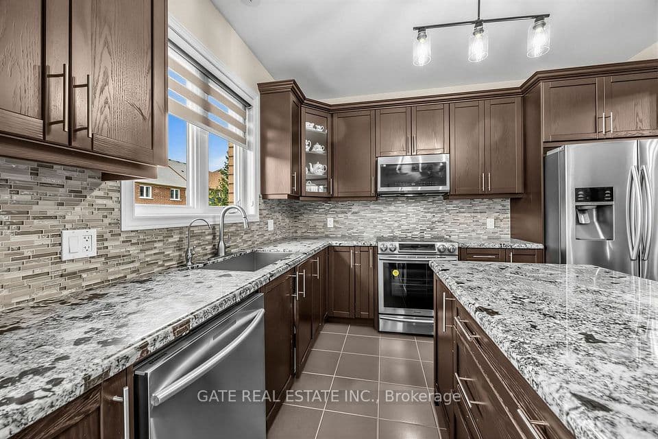 64 Mcpherson Road, Caledon, ON L7C 4A8 – photo 2