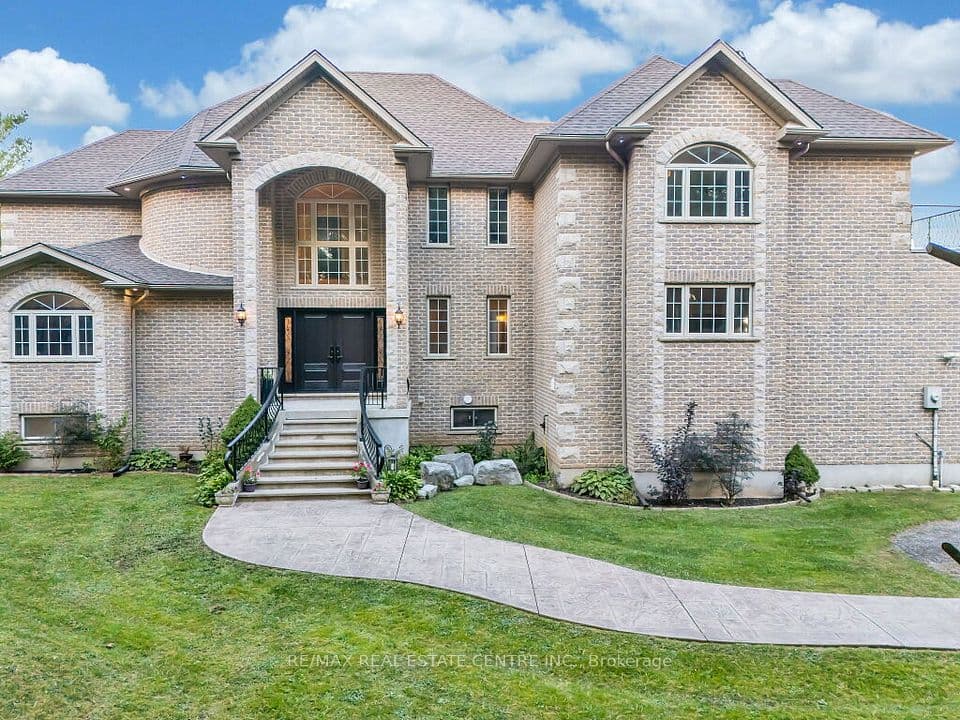 12601 Nassagaweya Puslinch Tline, Milton, ON L0P 1J0 – main photo