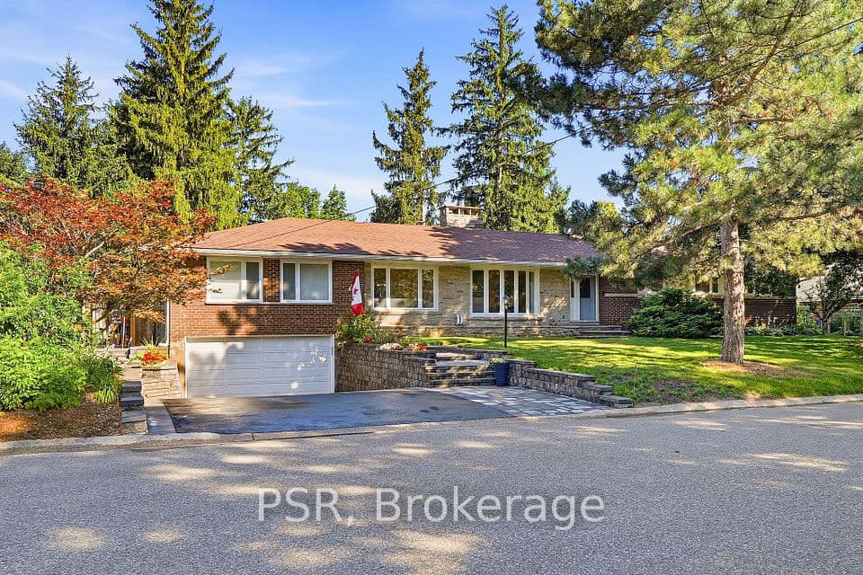 15 Valleyview Road, Halton Hills, ON L7G 1W3 – main photo