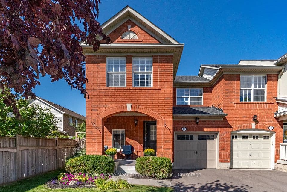 407 Baverstock Crescent, Milton, ON L9T 5L1 – main photo