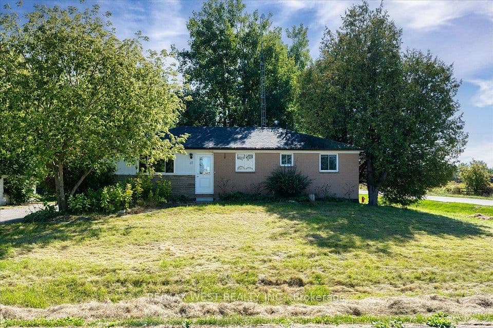17 Heather Street, Caledon, ON L7K 0B1 – main photo