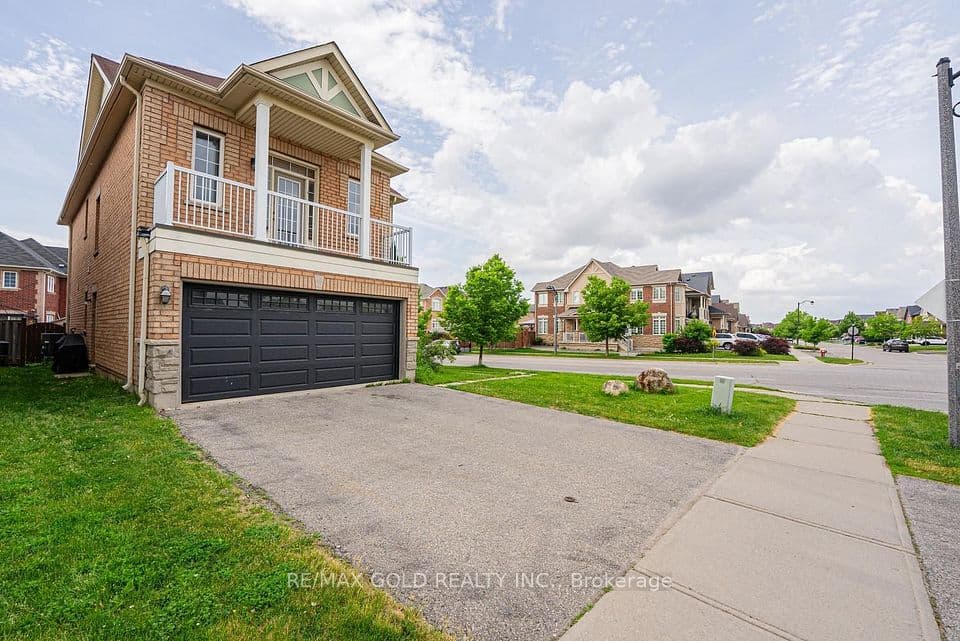 424 Barber Drive, Halton Hills, ON L7G 0A5 – photo 2