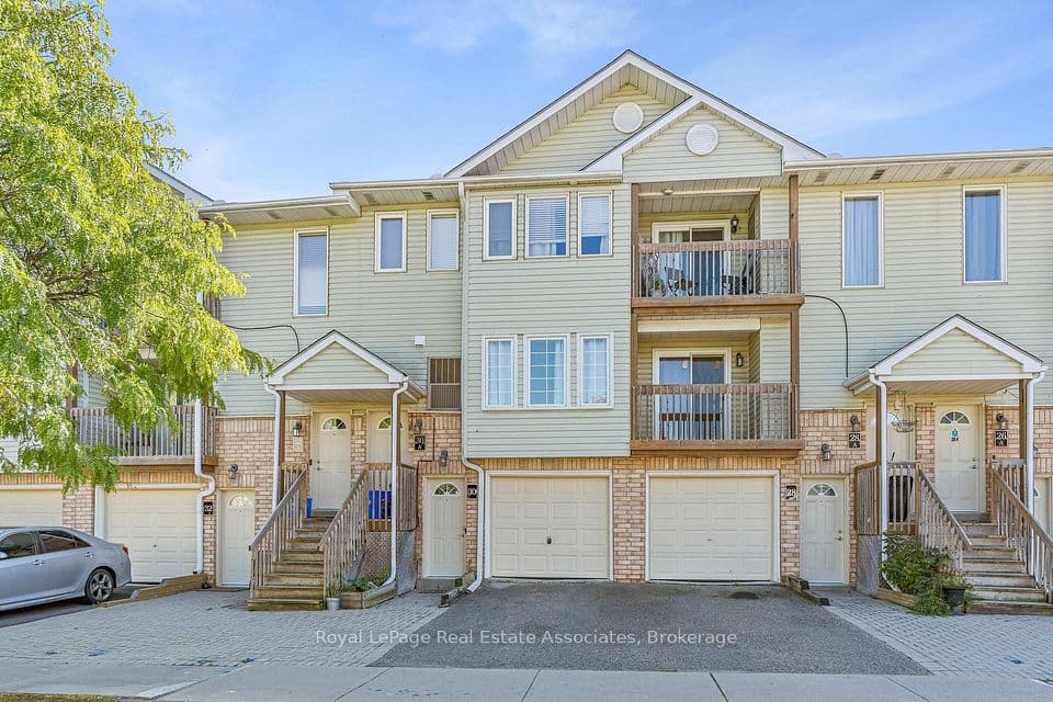30 Stewart Maclaren Road, Halton Hills, ON L7G 5L9 – main photo