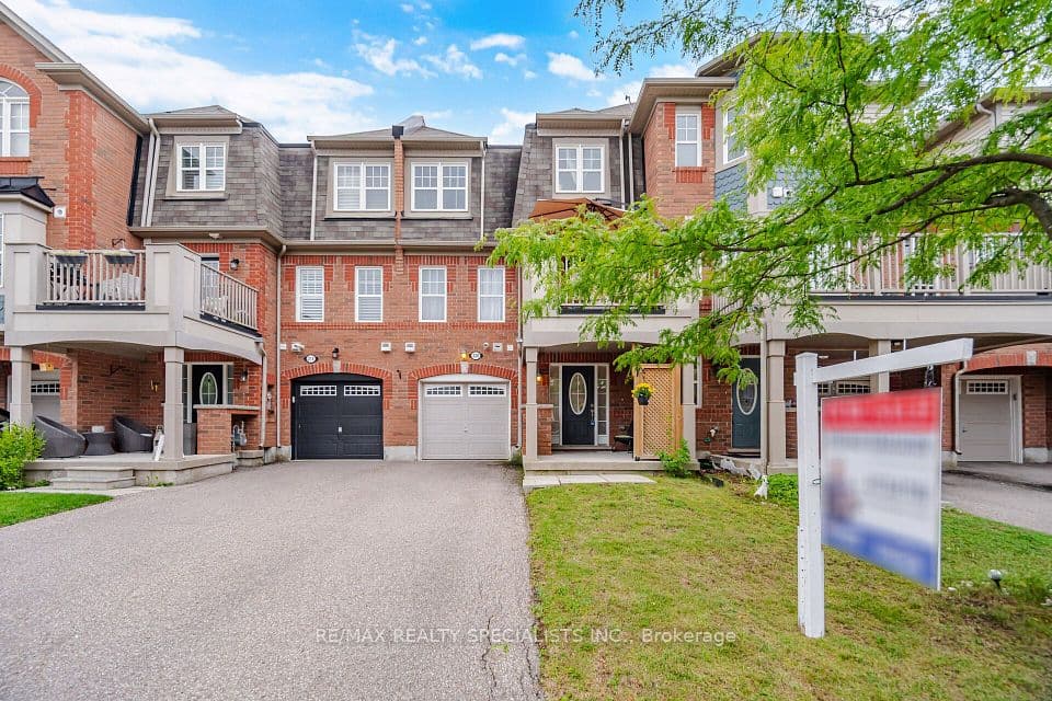 220 Mortimer Crescent, Milton, ON L9T 8N8 – main photo