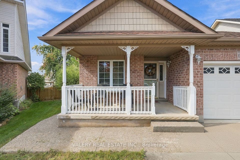 106 Doctor Moore Court, Halton Hills, ON L7J 3A7 – photo 2