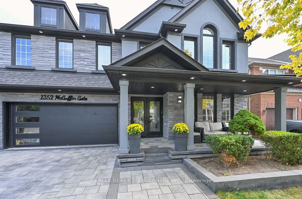 1352 McGuffin Gate, Milton, ON L9T 6M3 – photo 2