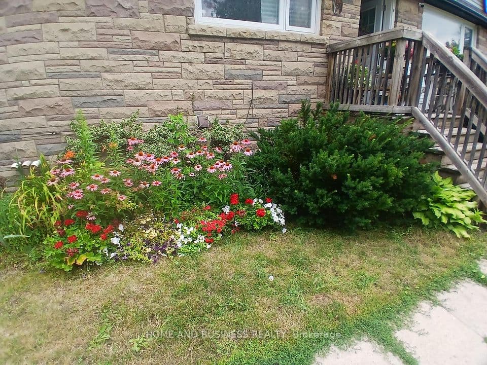 38 River Drive 1,2,3, Halton Hills, ON L7G 2J2 – photo 3