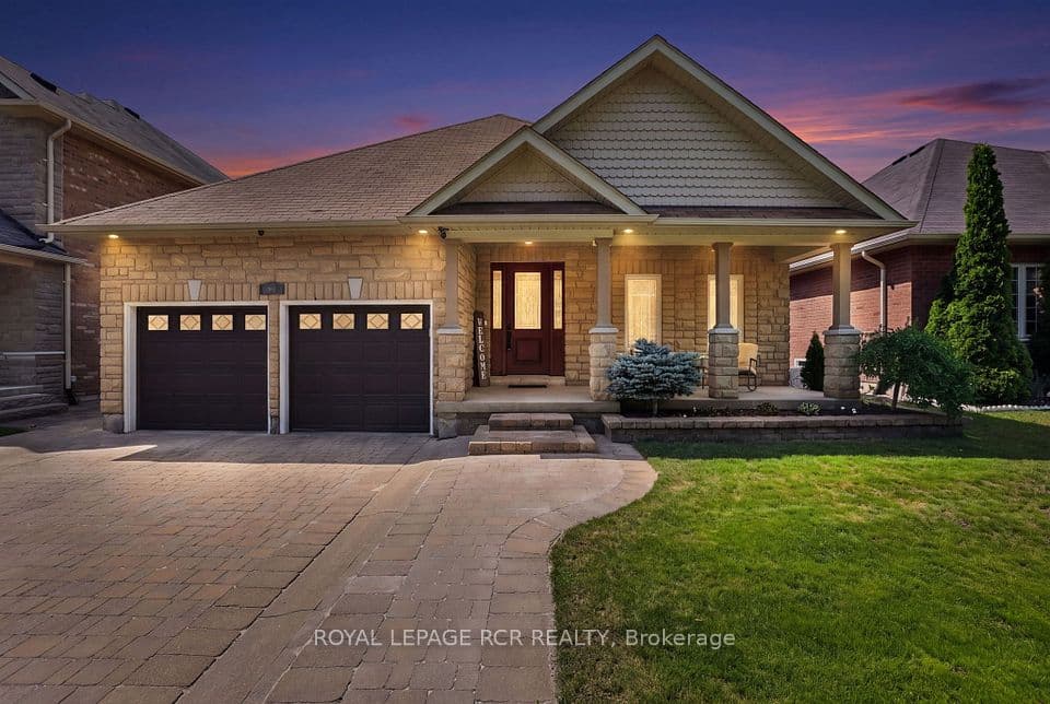 30 Borland Crescent, Caledon, ON L7C 3M4 – main photo