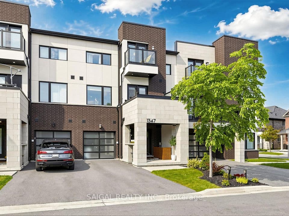 1347 Clarriage Court, Milton, ON L9E 1L6 – main photo