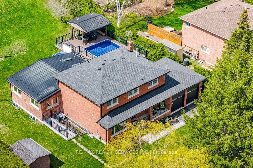 38 Marilyn Street, Caledon, ON L7C 1H5 – main photo