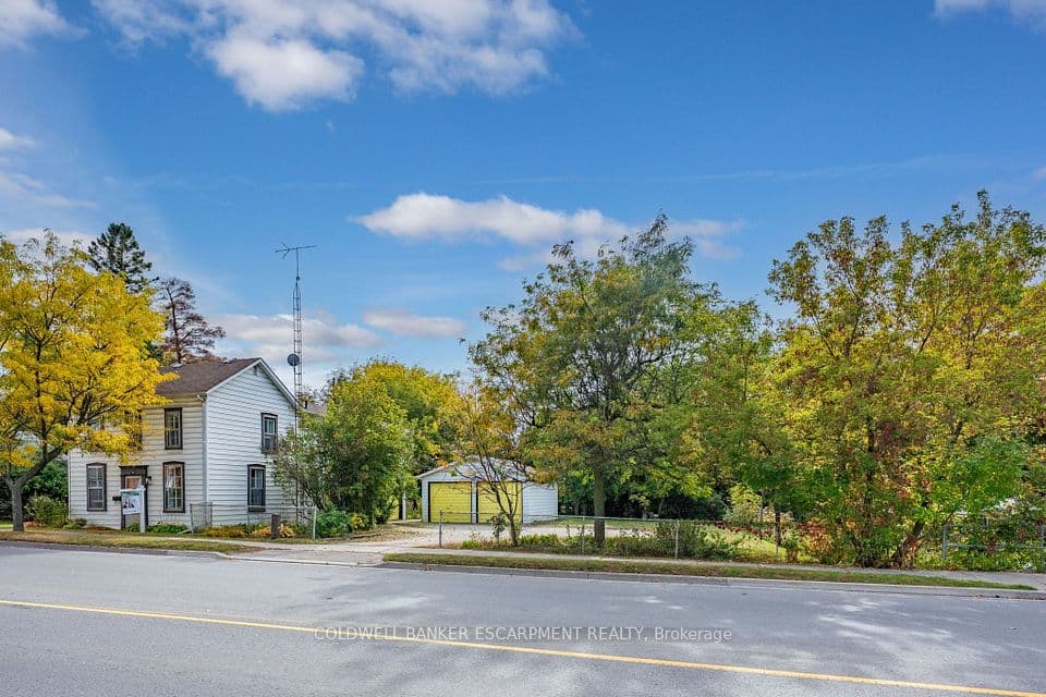 76 Main Street N, Halton Hills, ON L7J 1W2 – main photo