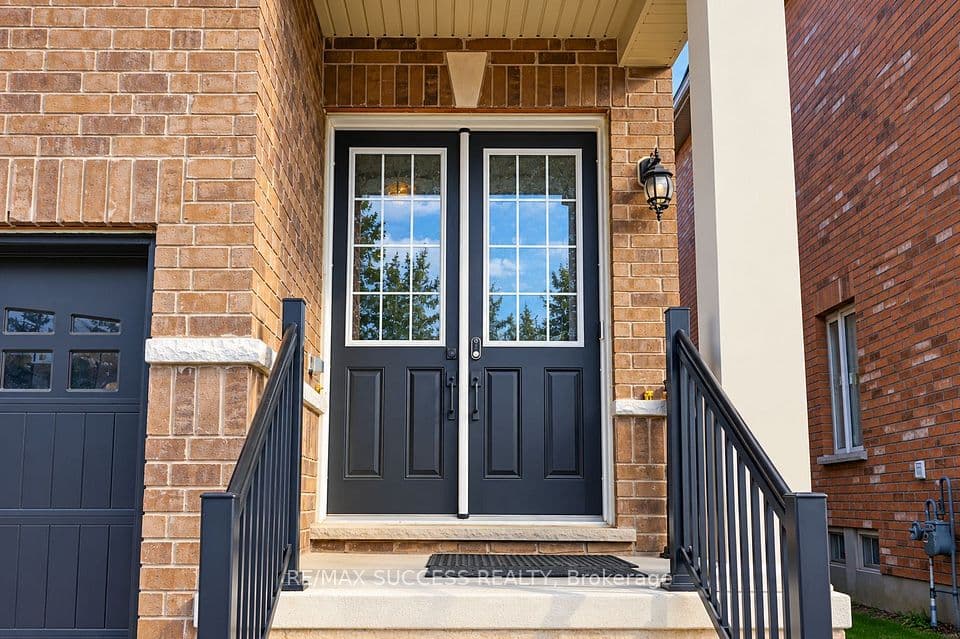 120 Morningside Drive, Halton Hills, ON L7G 0M2 – photo 2