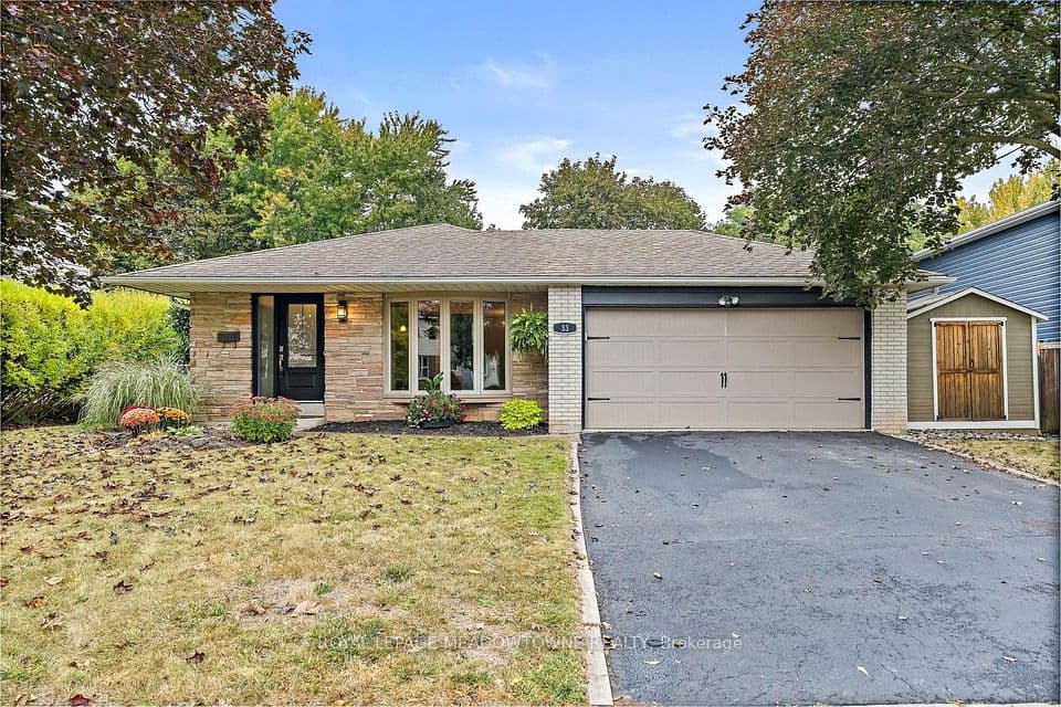 33 Fagan Drive, Halton Hills, ON L7G 4P4 – photo 2