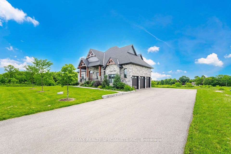 31 Ferrara Drive, Caledon, ON L7E 4L5 – photo 2