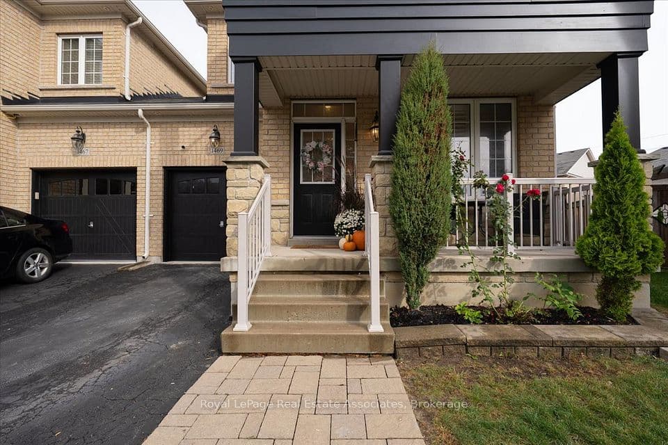 1469 Haws Crescent, Milton, ON L9T 8V2 – photo 3