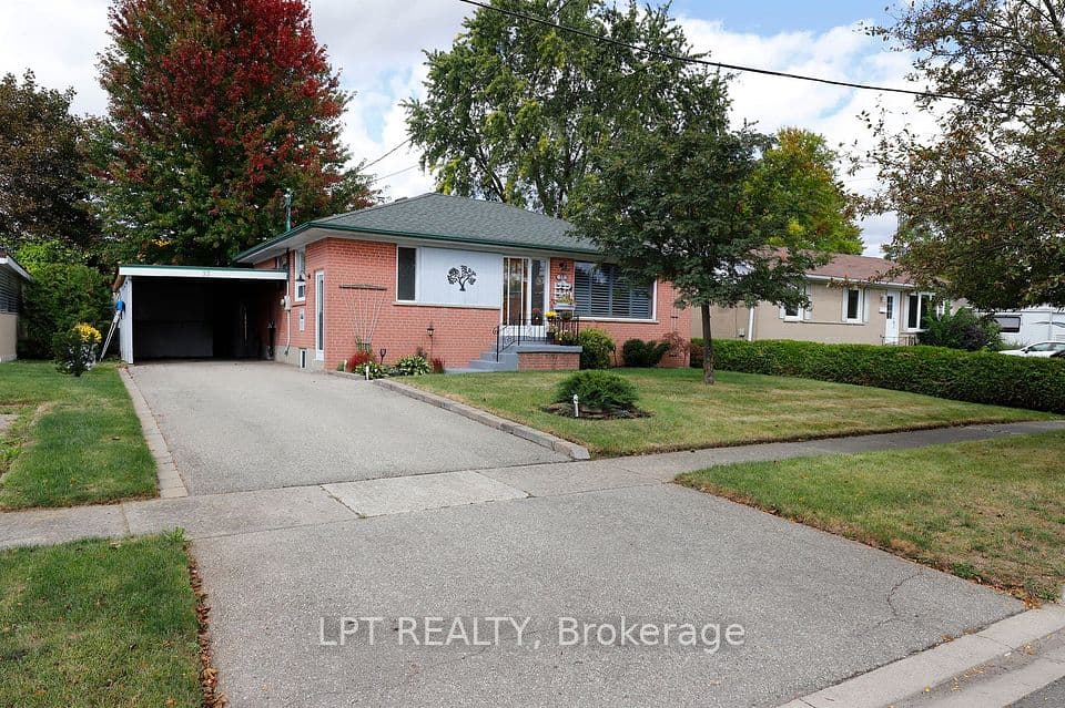 37 McGilvray Crescent W, Halton Hills, ON L7G 1L7 – main photo