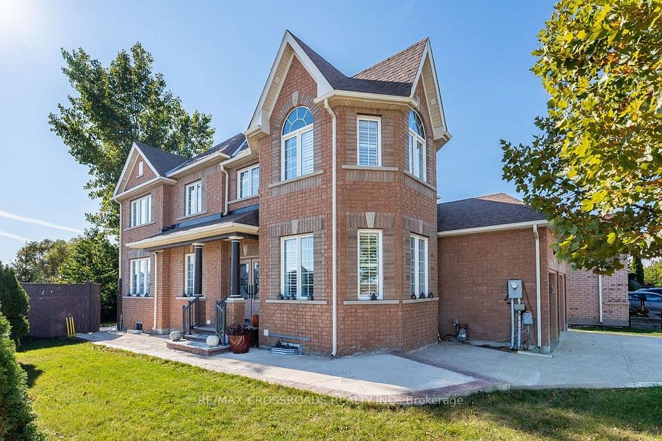 1090 Trudeau Drive, Milton, ON L9T 0A3 – photo 2