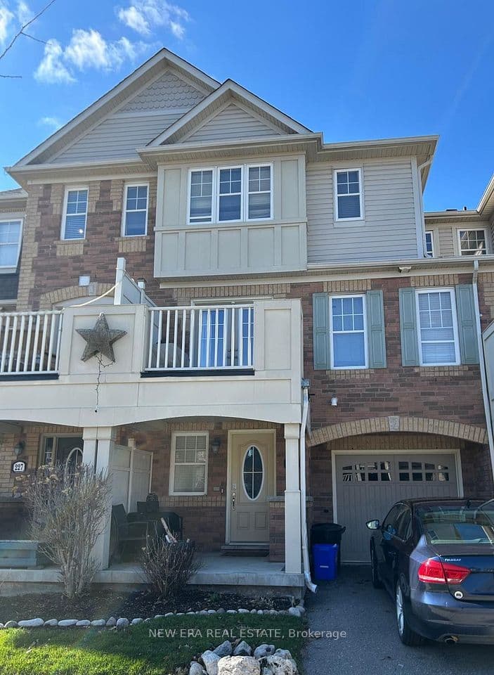 225 Schreyer Crescent, Milton, ON L9T 7B6 – main photo