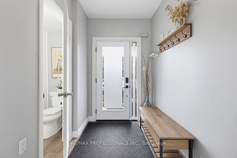 21 Waterbury Street, Caledon, ON L7E 1X2 – photo 3