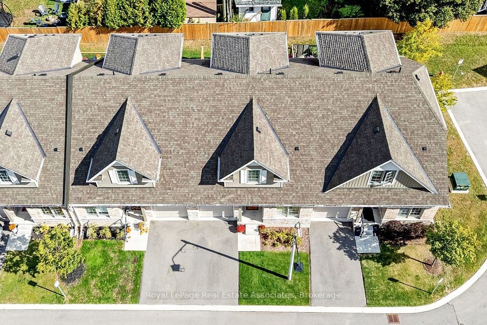 19 Braida Lane 10, Halton Hills, ON L7J 0B7 – photo 3