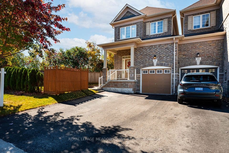 16 Ridgegate Crescent, Halton Hills, ON L7G 0L1 – main photo
