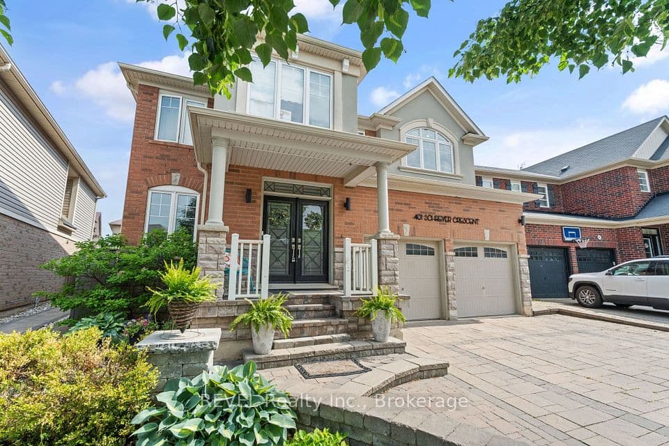 401 Schreyer Crescent, Milton, ON L9T 7T2 – photo 2