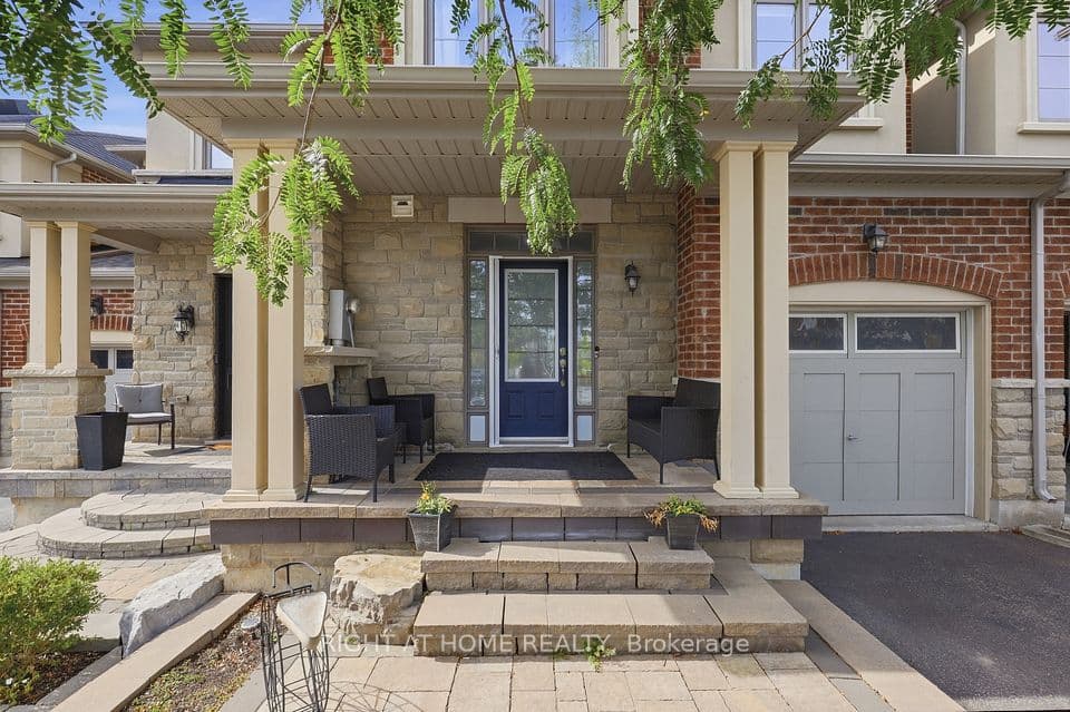 43 Diamond Leaf Lane, Halton Hills, ON L7G 0G7 – photo 2