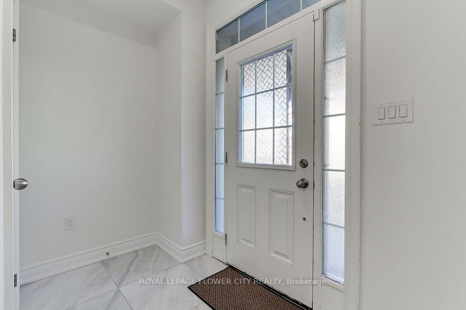 1311 Restivo Lane, Milton, ON L9E 1J9 – photo 3