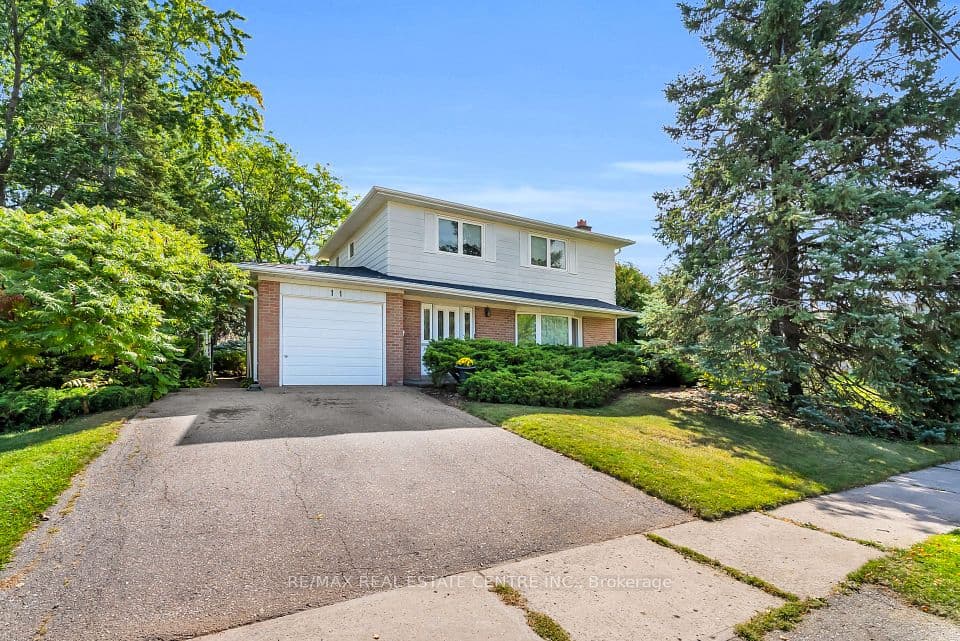 11 Dawson Crescent, Halton Hills, ON L7G 1H3 – photo 2