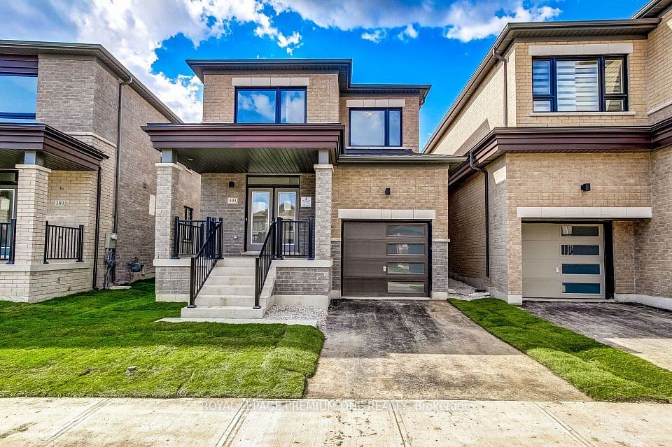 393 Kennedy Circle W, Milton, ON L9T 7E7 – main photo
