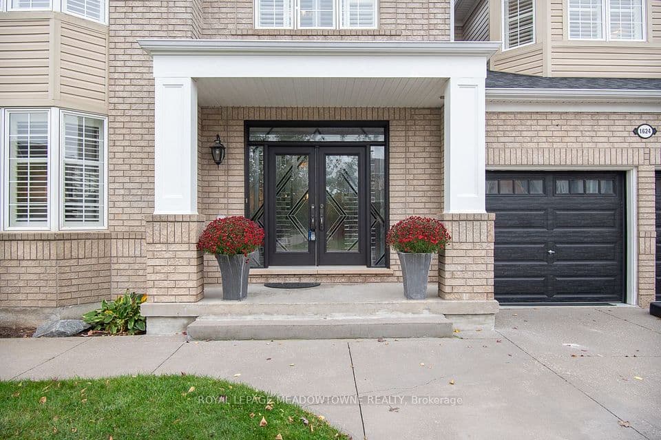 1624 Arthurs Way, Milton, ON L9T 6C9 – photo 3