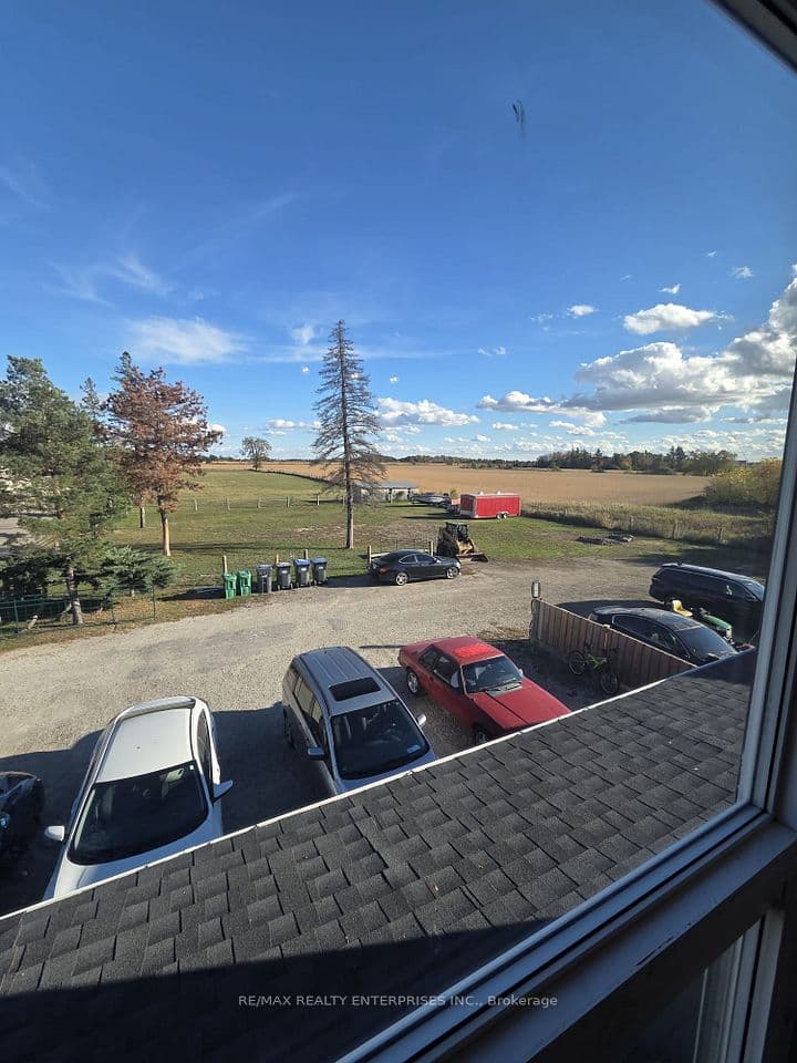 8 Victoria Street E, Caledon, ON L7C 0C5 – photo 2