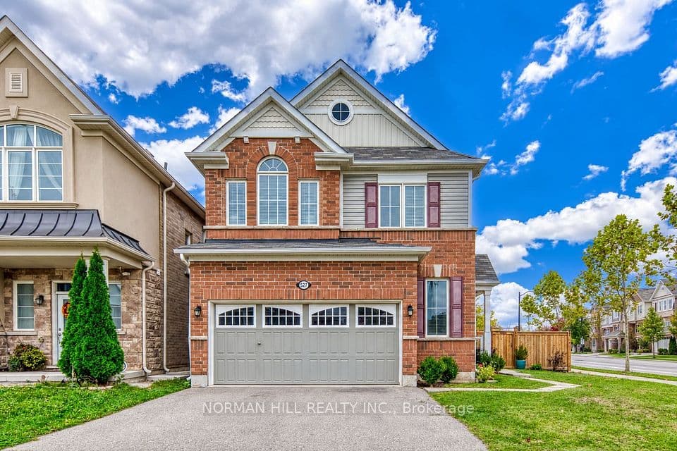 527 English Mill Court, Milton, ON L9E 0A5 – main photo