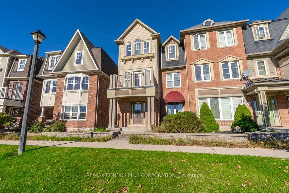 258 Magurn Lane, Milton, ON L9T 7C5 – main photo