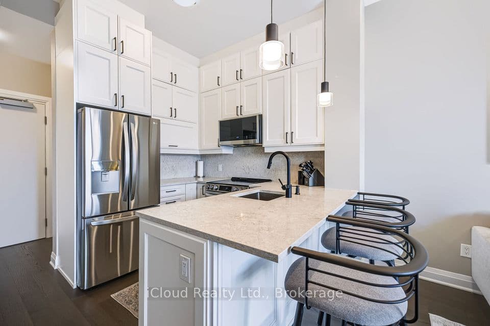 460 Gordon Krantz Avenue 612, Milton, ON L9E 1Z2 – main photo