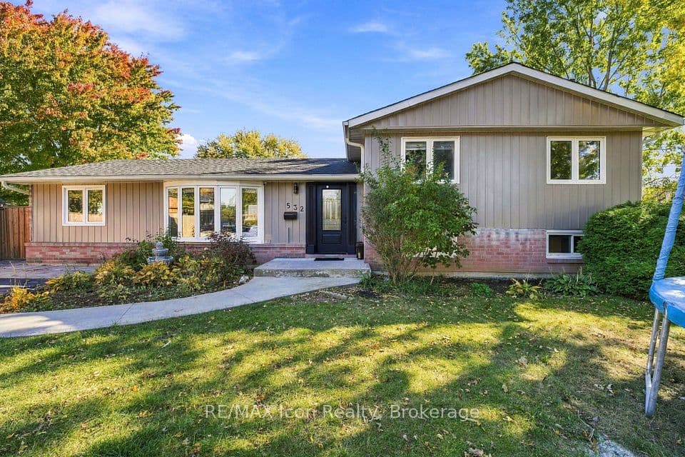 532 Churchill Avenue, Milton, ON L9T 3A2 – main photo