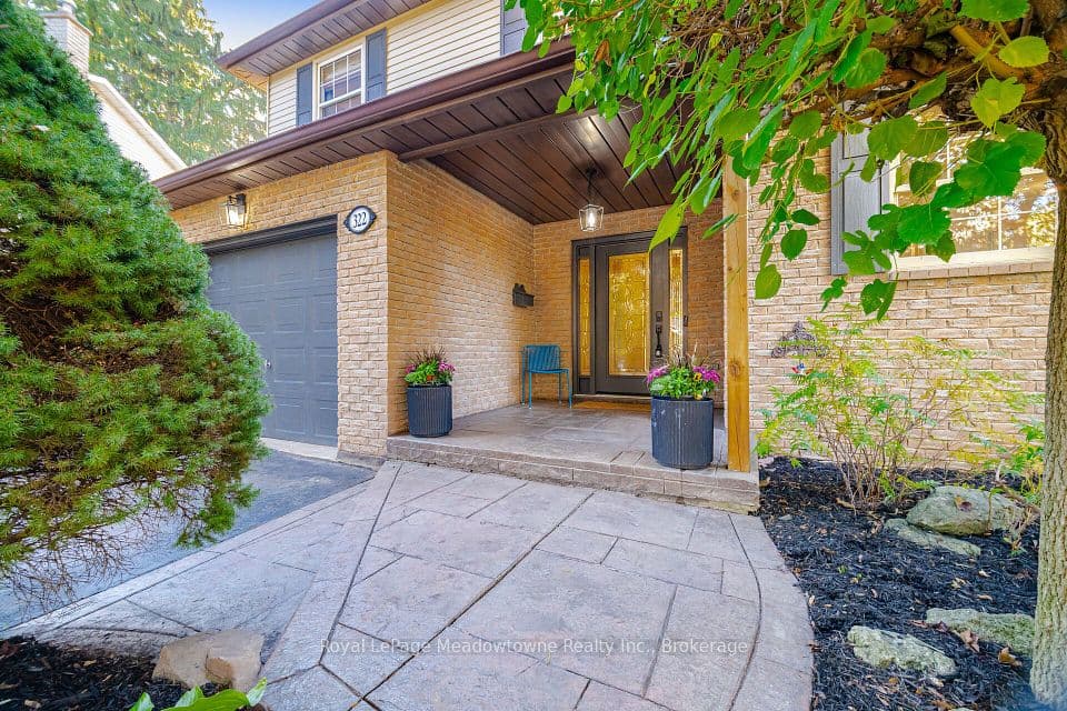 322 Kingsway Place, Milton, ON L9T 4C8 – photo 3