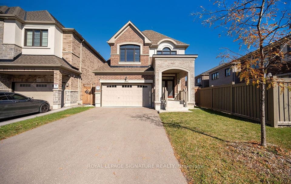 466 Thornborrow Court, Milton, ON L9E 1T4 – main photo