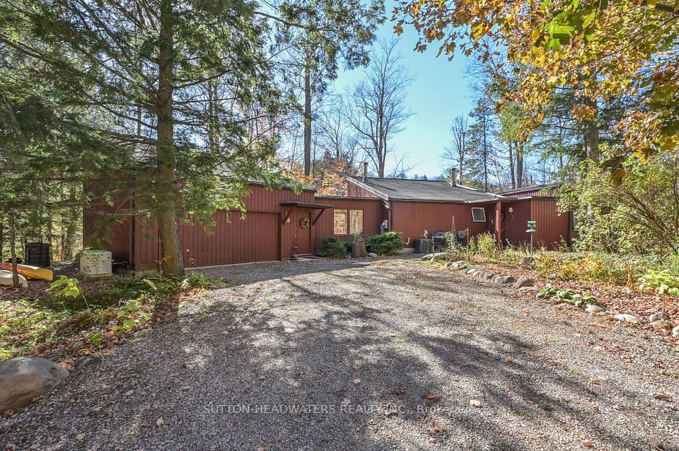 17585 Mississauga Road 14, Caledon, ON L7K 0E9 – photo 2