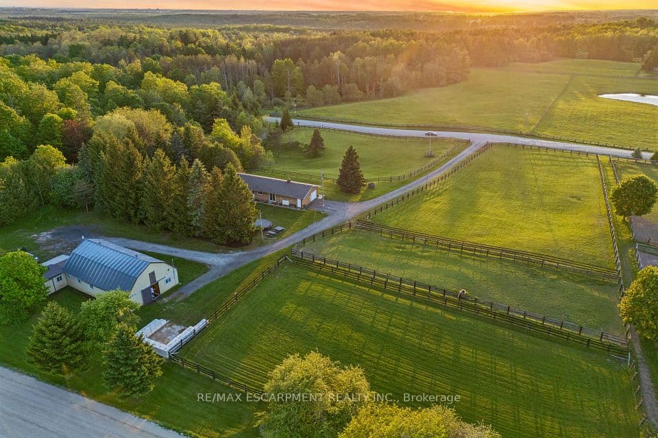 1250 Arkell Road, Milton, ON N1H 6H8 – main photo