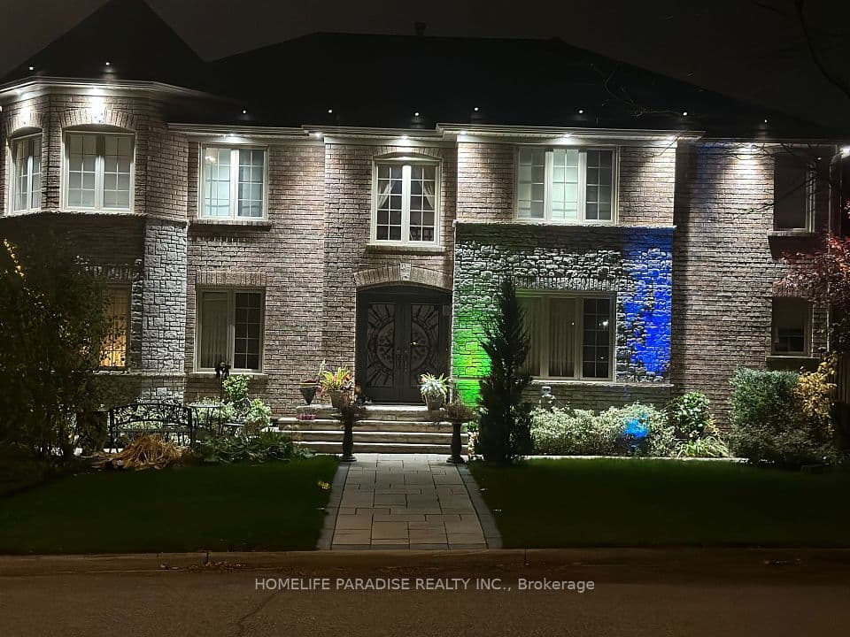 11 Oak Street, Halton Hills, ON L7G 5T7 – main photo