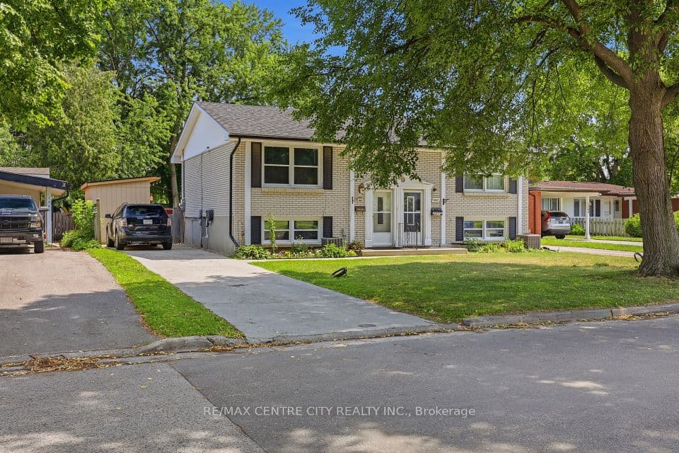 1564 Nairn Avenue, London East, ON N5V 2P2 – main photo