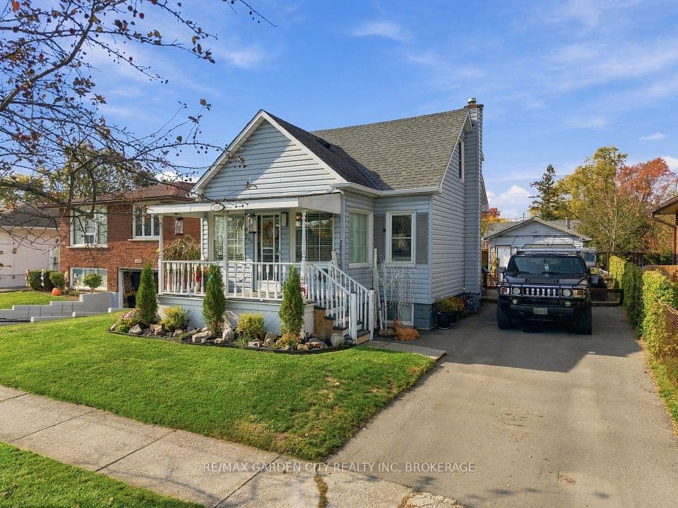226 MARSHALL Avenue, Welland, ON L3C 2N4 – main photo